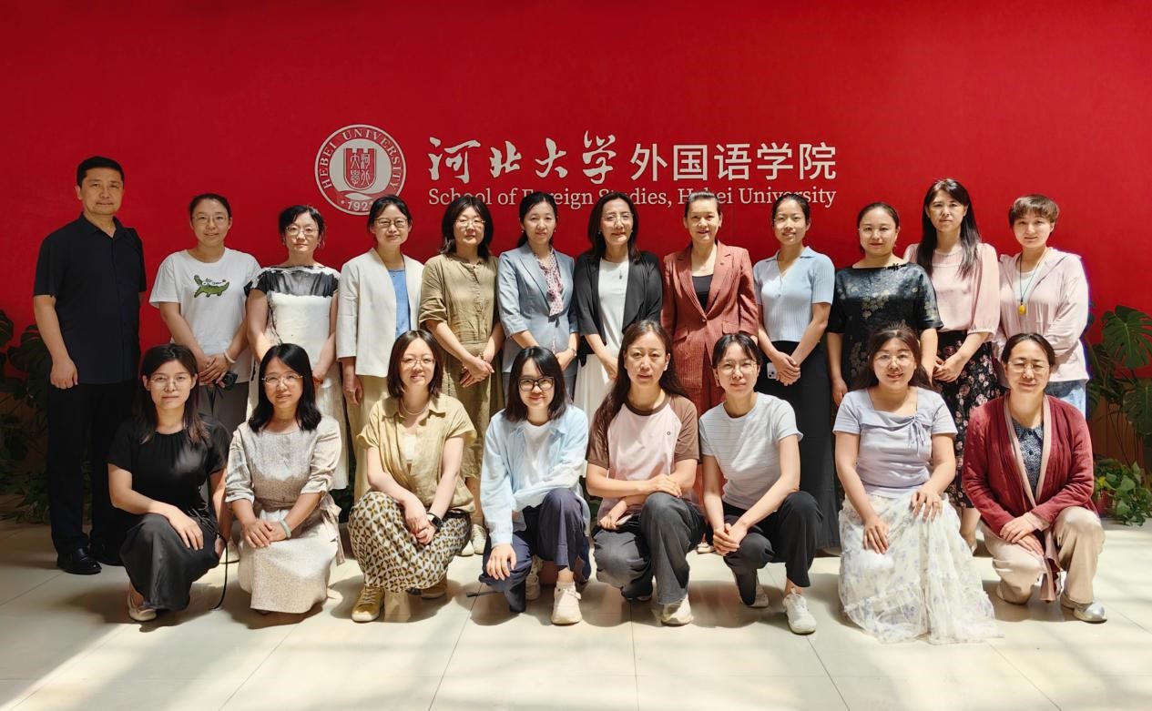 我院举办“区域国别研究的语言、文化路径”专题讲座